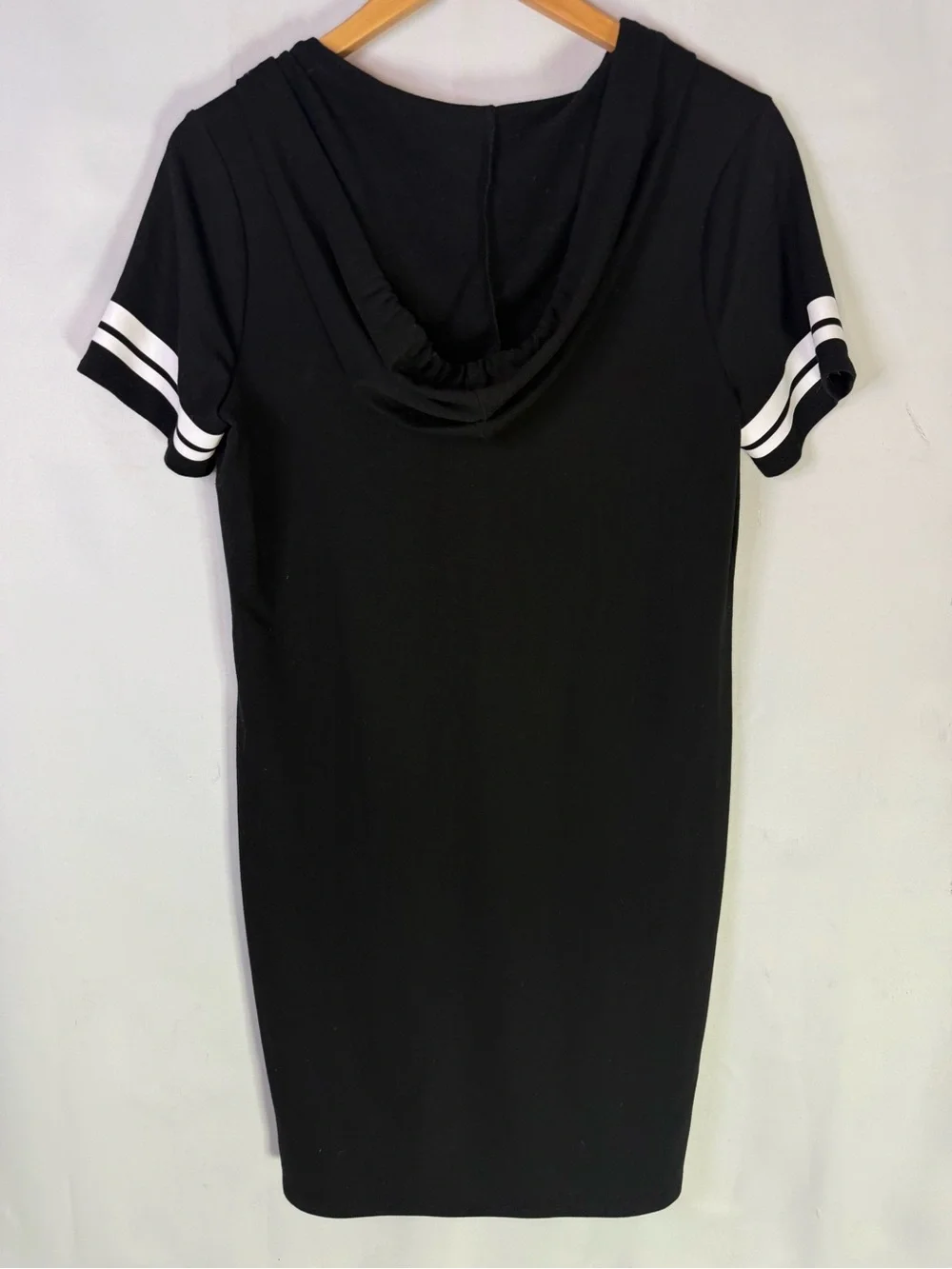 Michael Kors - Black & White Sporty Hooded T-Shirt Dress NWOT - Size M